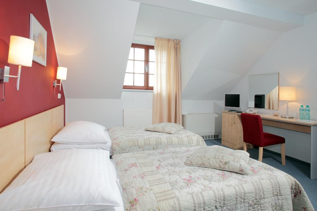 Hotel Chvalská Tvrz